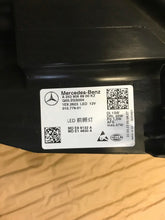 Laden Sie das Bild in den Galerie-Viewer, Frontscheinwerfer Mercedes-Benz Eqb X243 A2432068900KZ LED Links Headlight SCH6508145013lk
