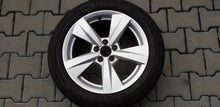 Laden Sie das Bild in den Galerie-Viewer, 1x Alufelge 16 Zoll 6.5&quot; 5x100 40ET Glanz Silber 82A601025A Audi A1 Rim Wheel