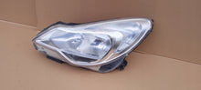 Laden Sie das Bild in den Galerie-Viewer, Frontscheinwerfer Opel Corsa D 13432889 Links Scheinwerfer Headlight SCH3765197386qd