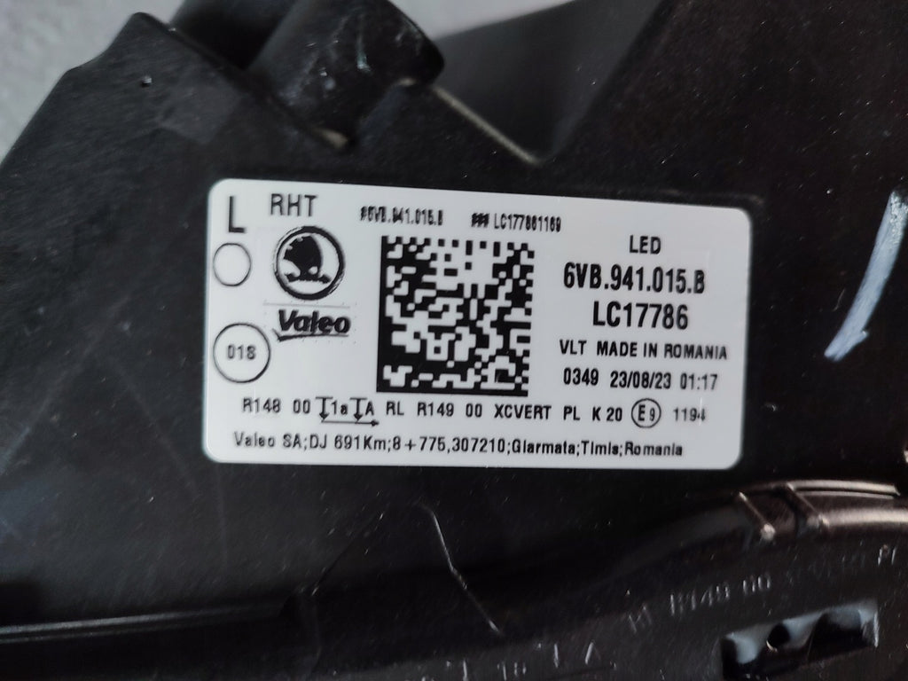 Frontscheinwerfer Skoda Fabia 6VB941015B LED Links Scheinwerfer Headlight