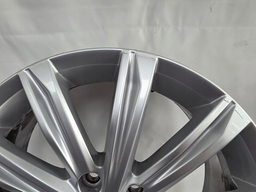 1x Alufelge 17 Zoll 6.5" 5x112 52ET Glanz Silber 5TA601025D VW Touran Rim Wheel FEL4342959004vr