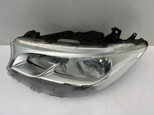Laden Sie das Bild in den Galerie-Viewer, Frontscheinwerfer Mercedes-Benz Sprinter A9109060000 Links Headlight
