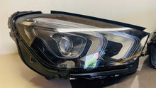 Laden Sie das Bild in den Galerie-Viewer, Frontscheinwerfer Mercedes-Benz Gle A1679061200 A1679061300 LED Links Headlight