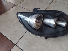 Load image into Gallery viewer, Frontscheinwerfer VW Golf V Plus 5M1941006C Rechts Scheinwerfer Headlight SCH9072485833dm