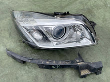 Laden Sie das Bild in den Galerie-Viewer, Frontscheinwerfer Opel Insignia A 1ZT00963102 13226793 Rechts Headlight SCH4059799718ce