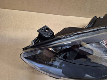Laden Sie das Bild in den Galerie-Viewer, Frontscheinwerfer Mazda 2 DG8051040 Links Scheinwerfer Headlight SCH2135030985wl