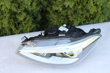 Load image into Gallery viewer, Frontscheinwerfer BMW 1 F21 F20 1EL010741-55 Bi-Xenon Links Headlight