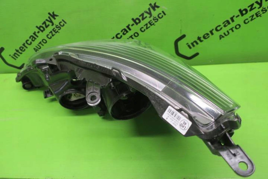 Frontscheinwerfer Toyota Verso 811100F16100 Rechts Scheinwerfer Headlight SCH6441312497bw