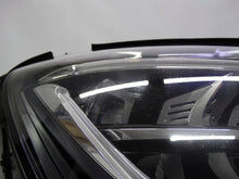 Laden Sie das Bild in den Galerie-Viewer, Frontscheinwerfer Mercedes-Benz Glc X253 A2539067001 LED Rechts Headlight SCH5000442464io