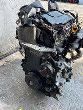 Laden Sie das Bild in den Galerie-Viewer, Motor Renault Master III M9T676 2.3 DCI 125PS 189TKm 2011 Diesel Engine Komplett MOT4190215693rq