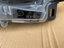 Laden Sie das Bild in den Galerie-Viewer, Frontscheinwerfer Mazda II D43N-51030 LED Rechts Scheinwerfer Headlight