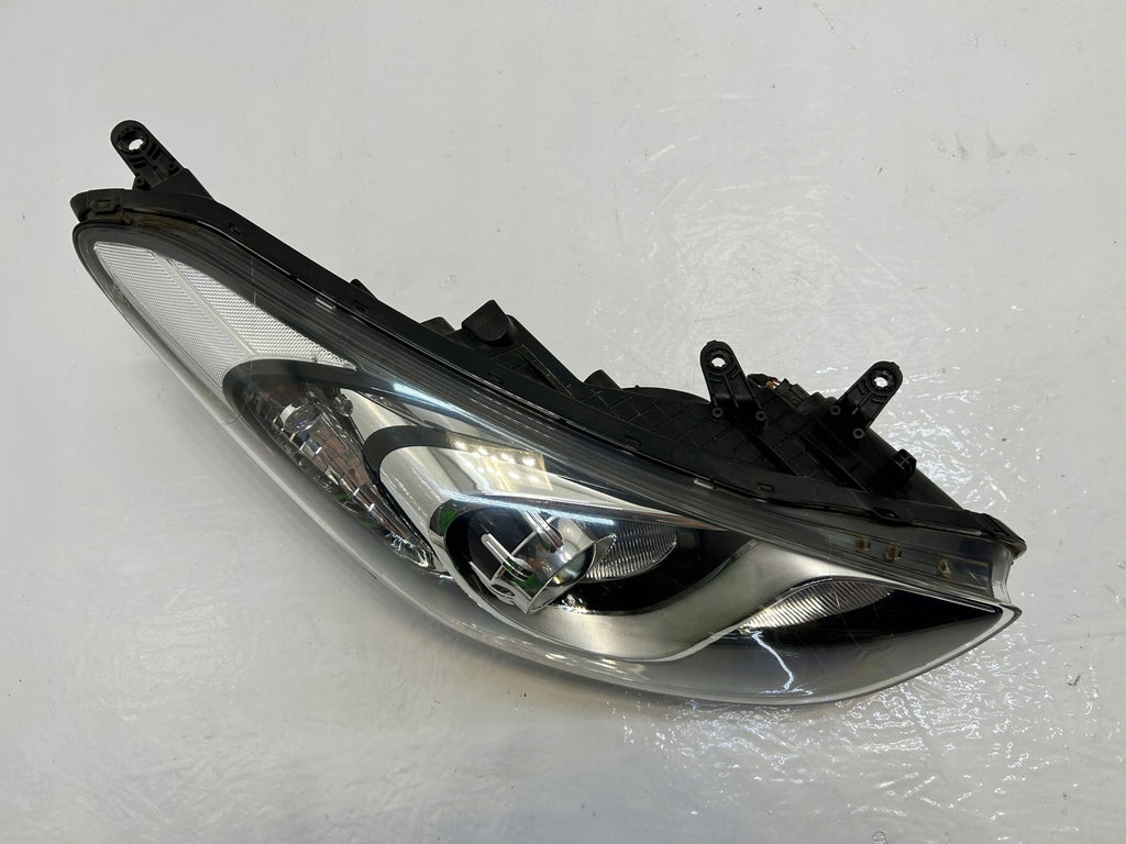 Frontscheinwerfer Hyundai I30 92102-A6100 Rechts Scheinwerfer Headlight