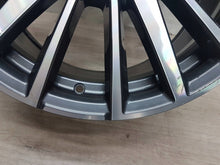 Laden Sie das Bild in den Galerie-Viewer, 1x Alufelge 18 Zoll 6851786 BMW 1 F40 Rim Wheel FEL5193814327pw