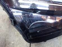 Laden Sie das Bild in den Galerie-Viewer, Frontscheinwerfer Skoda Superb III 3V1941016D Full LED Rechts Headlight