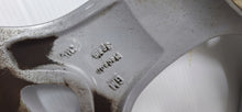 Laden Sie das Bild in den Galerie-Viewer, 1x Alufelge 17 Zoll 7.0&quot; 5x110 44ET Glanz Silber 13248936 Opel Corsa D Rim Wheel