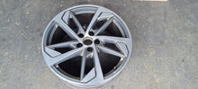 Load image into Gallery viewer, 1x Alufelge 19 Zoll 8Y0601025R Audi A3 Rim Wheel FEL5236272346nx