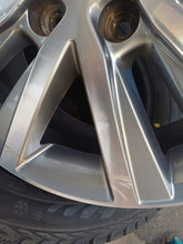 Load image into Gallery viewer, 1x Alufelge 17 Zoll 7.0" 5x120 55ET 7E0601025E VW Transporter Rim Wheel FEL1091787649bh
