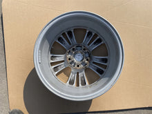 Load image into Gallery viewer, 1x Alufelge 16 Zoll 6.5&quot; 5x114.3 50ET 52910-A6320 Hyundai I30 Rim Wheel