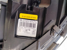 Laden Sie das Bild in den Galerie-Viewer, Frontscheinwerfer Mercedes-Benz W246 130702376607 Xenon Links Headlight SCH2623496964ud