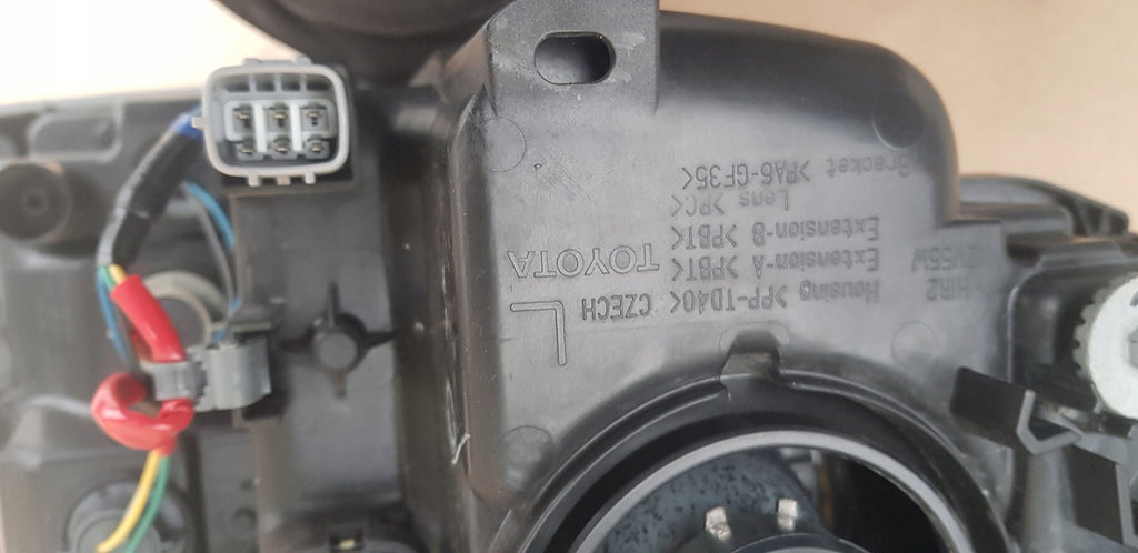 Frontscheinwerfer Toyota Yaris LED Links Scheinwerfer Headlight