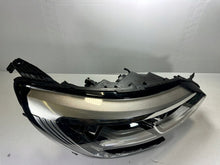 Laden Sie das Bild in den Galerie-Viewer, Frontscheinwerfer Renault Megane IV 260603157R 260102555R LED Rechts oder Links