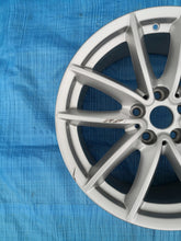 Laden Sie das Bild in den Galerie-Viewer, 1x Alufelge 18 Zoll 8.5" 5x112 44ET Glanz Silber 6880684 BMW X5 G05 Rim Wheel FEL2284664382tr