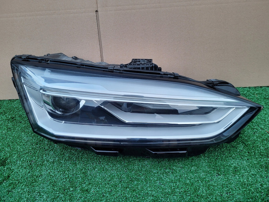 Frontscheinwerfer Audi A5 LED Rechts Scheinwerfer Headlight