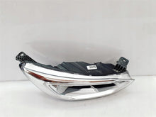 Laden Sie das Bild in den Galerie-Viewer, Frontscheinwerfer Ford Focus Halogen Rechts Scheinwerfer Headlight