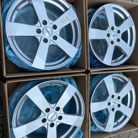 4x Alufelge 17 Zoll 7.0