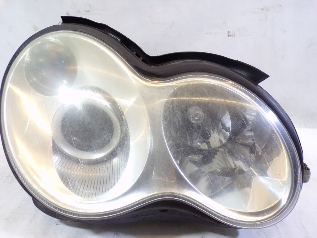 Frontscheinwerfer Mercedes-Benz W203 A2038203806 Xenon Rechts Headlight SCH5394768334gp