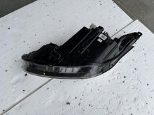 Laden Sie das Bild in den Galerie-Viewer, Frontscheinwerfer Hyundai I10 92102-B9000 Rechts Scheinwerfer Headlight