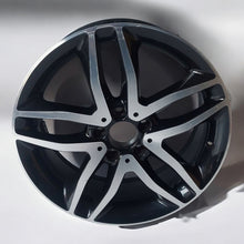 Load image into Gallery viewer, 1x Alufelge 18 Zoll 7.0&quot; 5x112 A1564010100 Mercedes-Benz Gla Rim Wheel