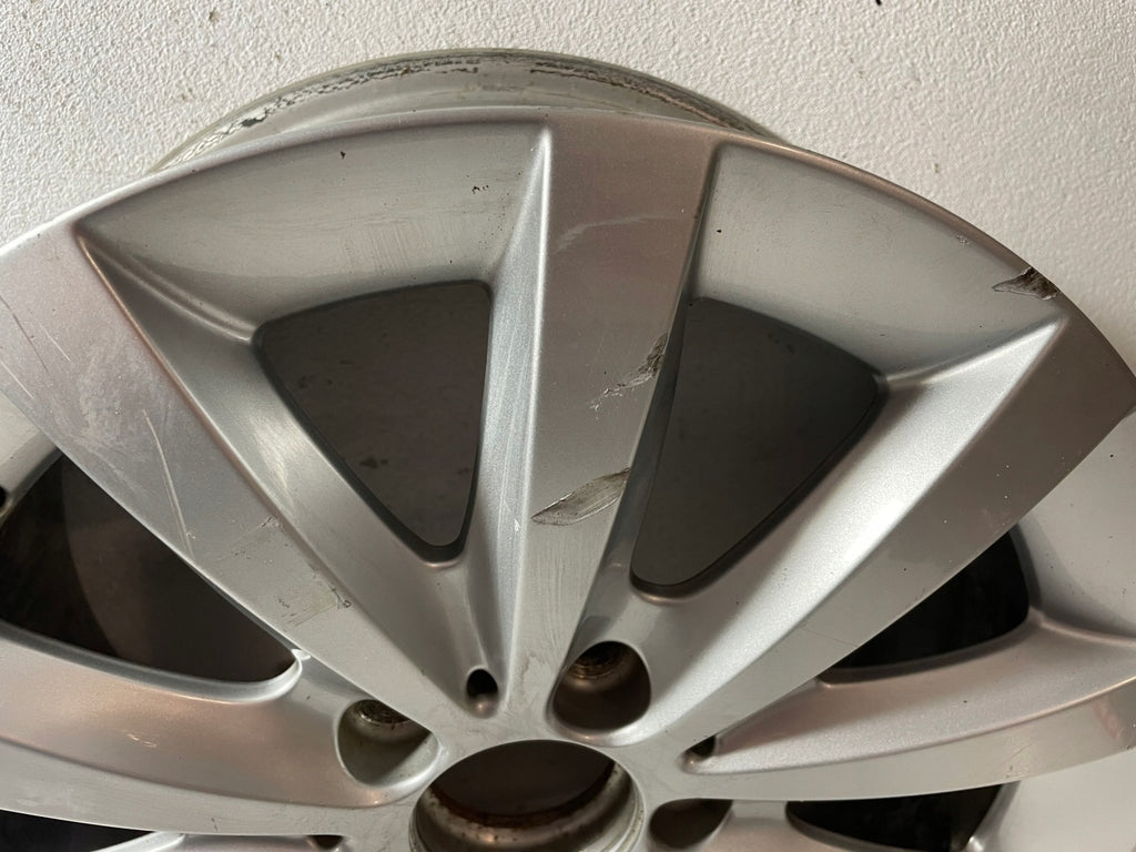 1x Alufelge 16 Zoll 6.5" 5x112 49ET Glanz Silber A2464010500 Mercedes-Benz W246 FEL5790162520au