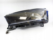 Laden Sie das Bild in den Galerie-Viewer, Frontscheinwerfer Skoda Enyaq 5LB941015B LED Links Scheinwerfer Headlight