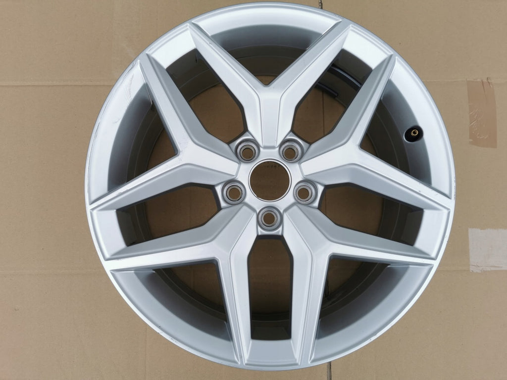 1x Alufelge 17 Zoll 7.0" 5x100 51ET Glanz Silber 6F0601025C Seat Ibiza V