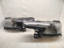 Laden Sie das Bild in den Galerie-Viewer, Frontscheinwerfer Alfa Romeo 50572572 50572576 Full LED Ein Satz Headlight SCH5296572384pk