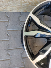 Load image into Gallery viewer, 1x Alufelge 20 Zoll 8.0" 5x112 8008622 BMW F39 X1 F48 Rim Wheel FEL9178967734sw