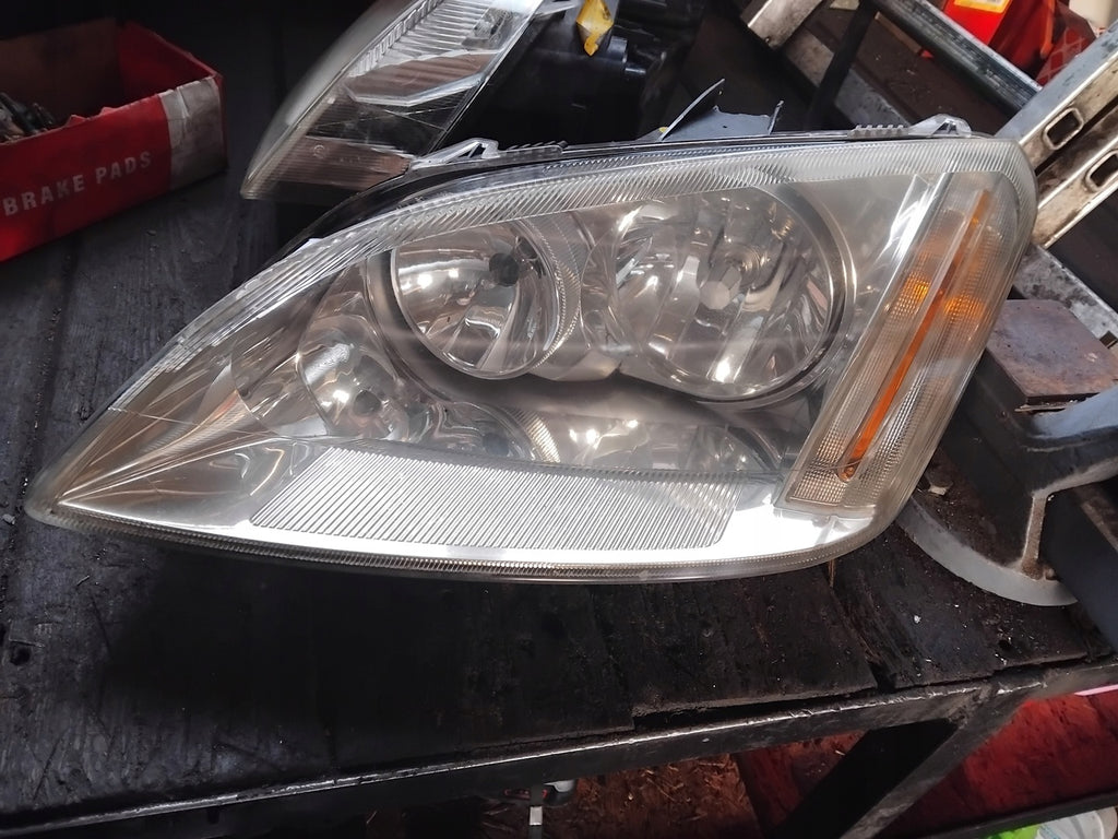Frontscheinwerfer Ford Focus C-Max 3EEE1DD Ein Satz Scheinwerfer Headlight SCH7073987906mp