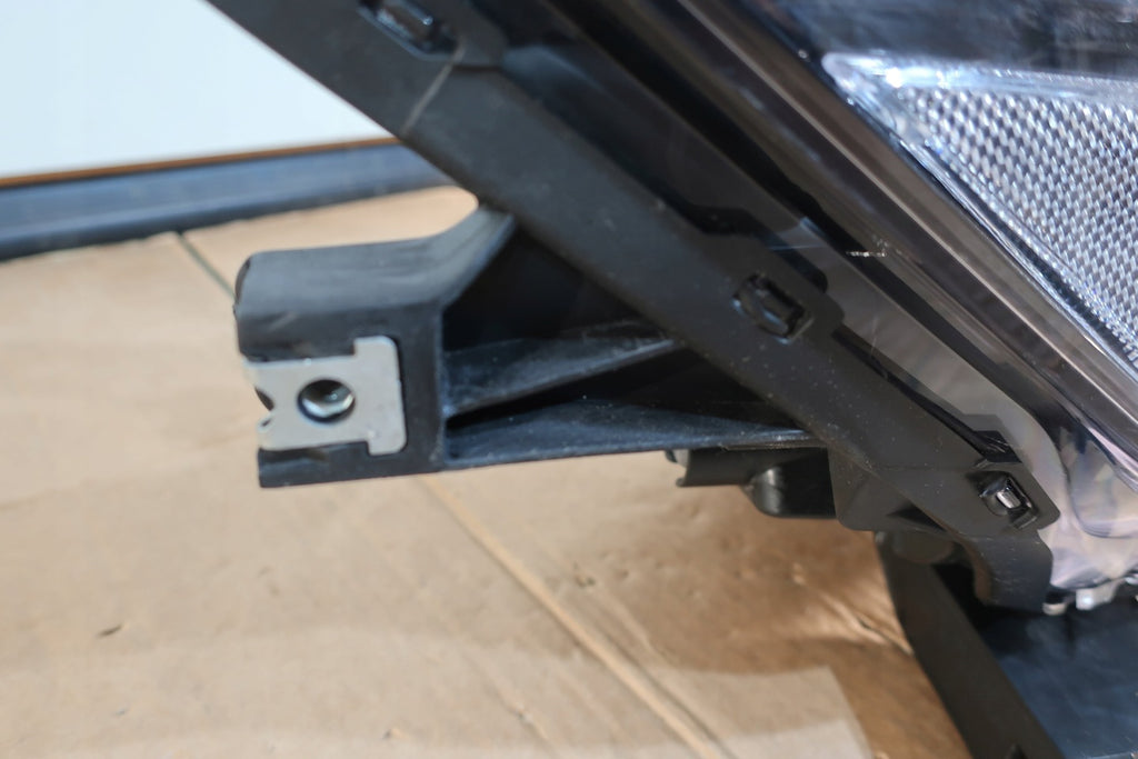 Frontscheinwerfer Mitsubishi Outlander ECM921-21E20 LED Rechts Headlight