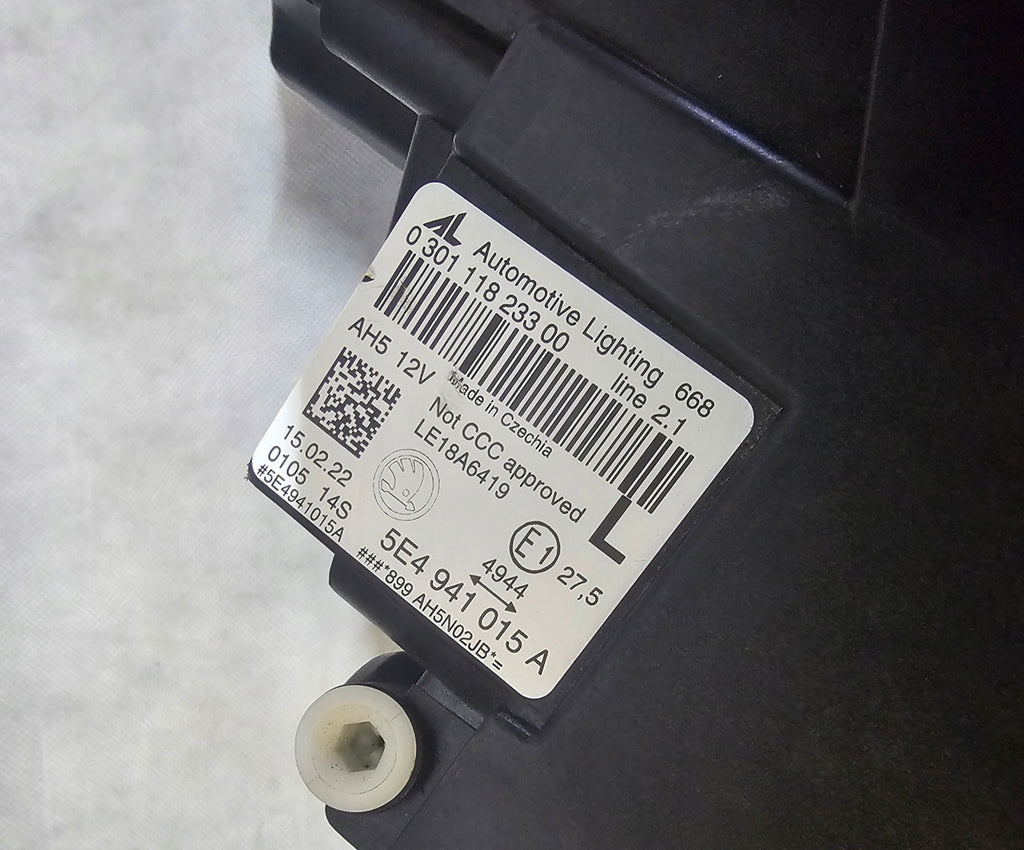 Frontscheinwerfer Skoda Octavia IV 5E4941015A LED Links Scheinwerfer Headlight SCH8203046262ws