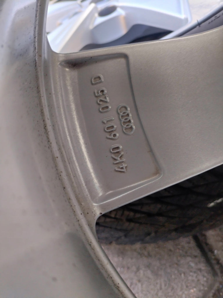 4x Alufelge 18 Zoll 8.0" 5x112 39ET Glanz Silber 4K0601025 Audi C7 A4 B8 FEL6878010307nt
