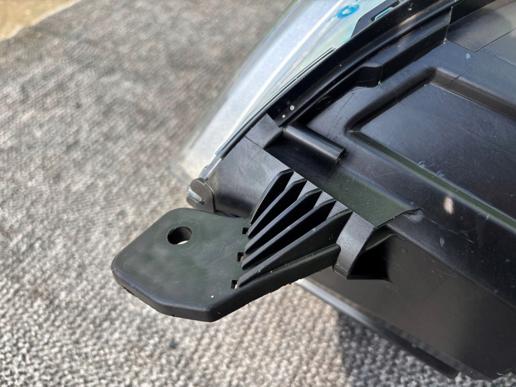 Frontscheinwerfer Peugeot Expert Traveller 9808235780 Rechts Headlight SCH9934188739hx