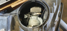 Laden Sie das Bild in den Galerie-Viewer, Frontscheinwerfer Mercedes-Benz W251 263447-02 Xenon Links Headlight SCH9938786327tx