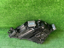 Load image into Gallery viewer, Frontscheinwerfer Skoda Superb III 3V1941016D Rechts Scheinwerfer Headlight
