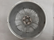 Load image into Gallery viewer, 1x Alufelge 17 Zoll 7.0" 5x112 45ET Glanz Silber 5L0601025H Skoda Yeti Rim Wheel FEL1544314364xf