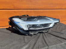 Laden Sie das Bild in den Galerie-Viewer, Frontscheinwerfer Volvo 31656615 Full LED Rechts Scheinwerfer Headlight SCH7175344561xl