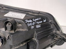 Laden Sie das Bild in den Galerie-Viewer, Frontscheinwerfer Skoda Superb III 3V1941015B LED Links Scheinwerfer Headlight