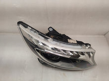 Load image into Gallery viewer, Frontscheinwerfer Mercedes-Benz Vito 4479064700 LED Rechts Headlight