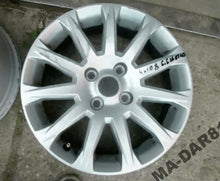 Laden Sie das Bild in den Galerie-Viewer, 1x Alufelge 16 Zoll 6.5&quot; 4x108 40ET Glanz Silber AY11-1007-DB Ford Fiesta