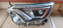 Laden Sie das Bild in den Galerie-Viewer, Frontscheinwerfer Toyota W3049K02 LED Links Scheinwerfer Headlight SCH9295887581fo